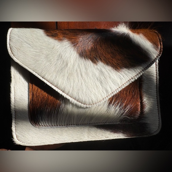 Handbags - Cowhide crossbody in White and Brown